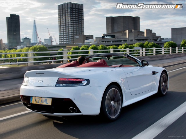 Aston Martin V12 Vantage Roadster 2013 Picture #38 Aston Martin V12 Vantage Roadster 2013 Picture #38